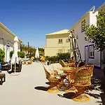 Oda ve Kahvaltı And 4*