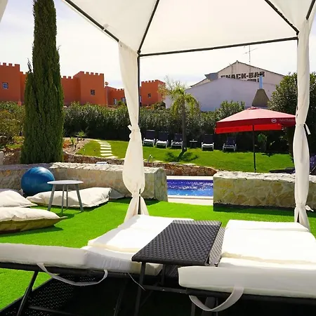Carvoeiro And Bed & Breakfast 2*