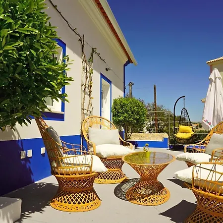 Carvoeiro And Bed & Breakfast 2*