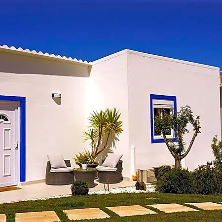 And Carvoeiro (Lagoa)